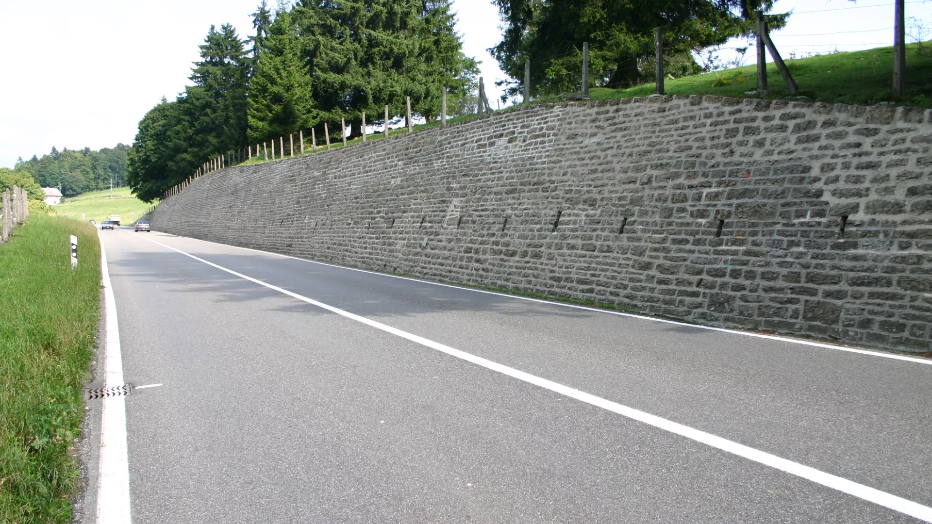 Mur de soutènement à la Cibourg