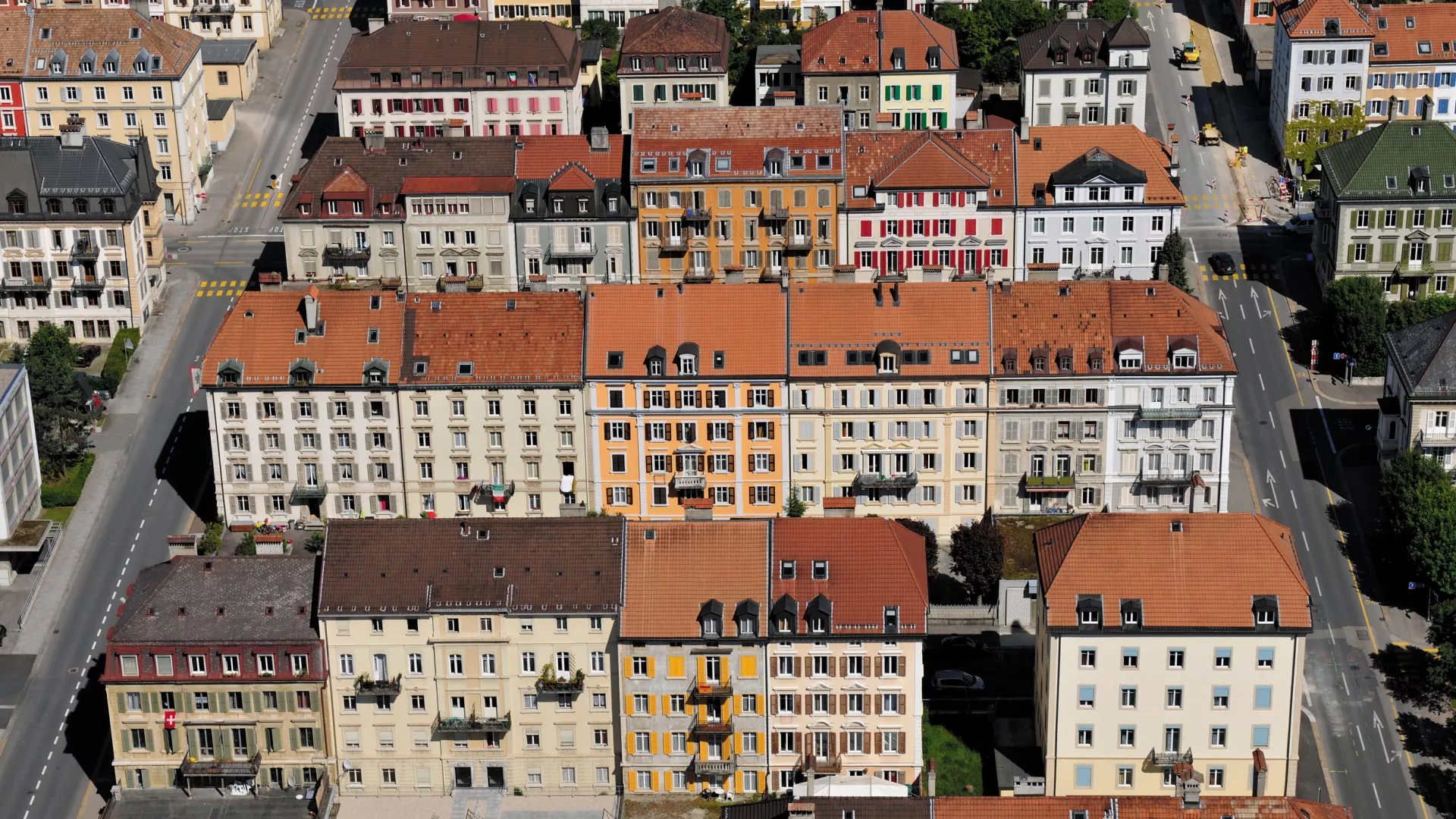 Alignement de maisons chaux-de-fonnières