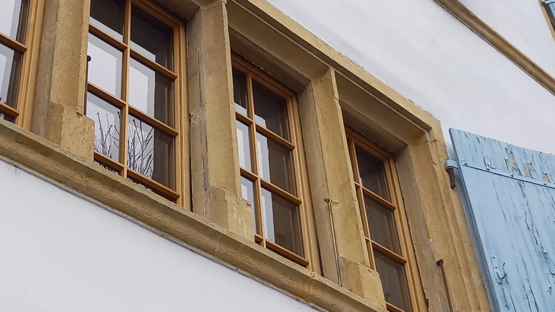 Fenêtres à encadrements renaissance neuchâteloise à Cormondrèche